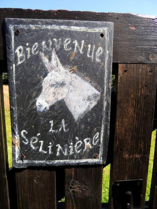 Willa Bienvenue A La Seliniere ! Champ-du-Boult Zewnętrze zdjęcie